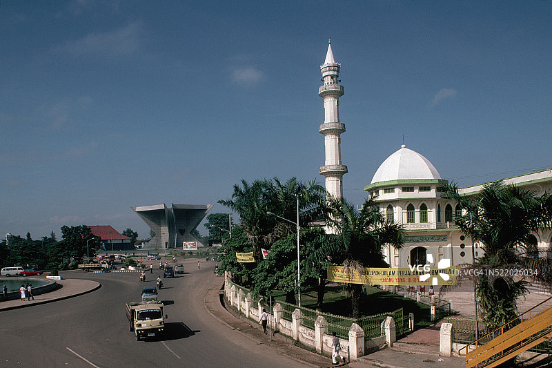 市中心的清真寺图片素材