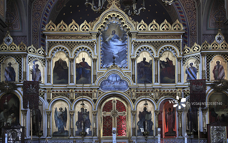 芬兰赫尔辛基乌斯佩斯基东正教大教堂内景圣像屏图片素材