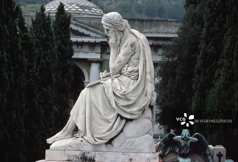 热那亚公墓的雕像图片素材