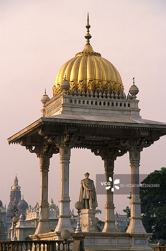 迈索尔新雕像环岛图片素材