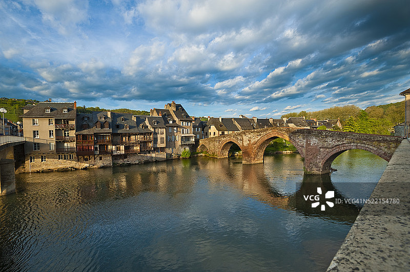 法国埃斯帕利翁村庄图片素材