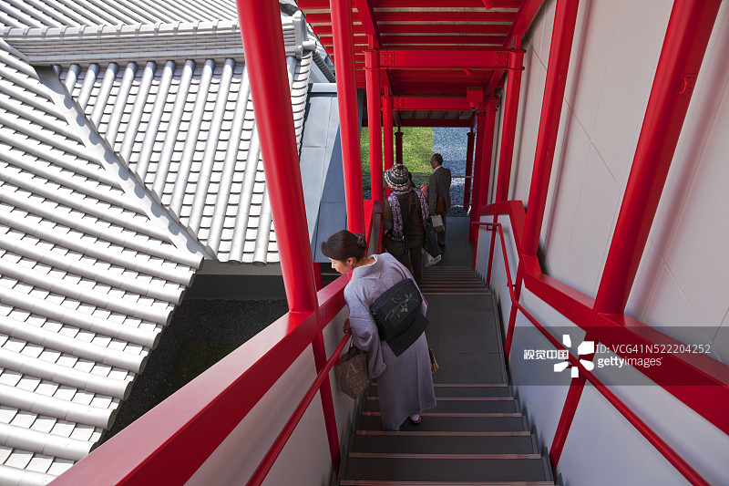 日本东京银座歌舞伎座剧场上的并置建筑风格图片素材
