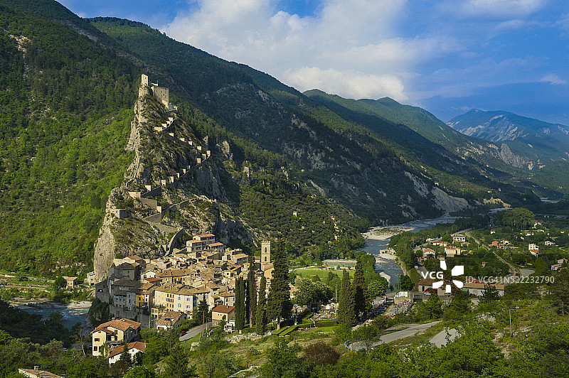 昂特勒沃村庄图片素材