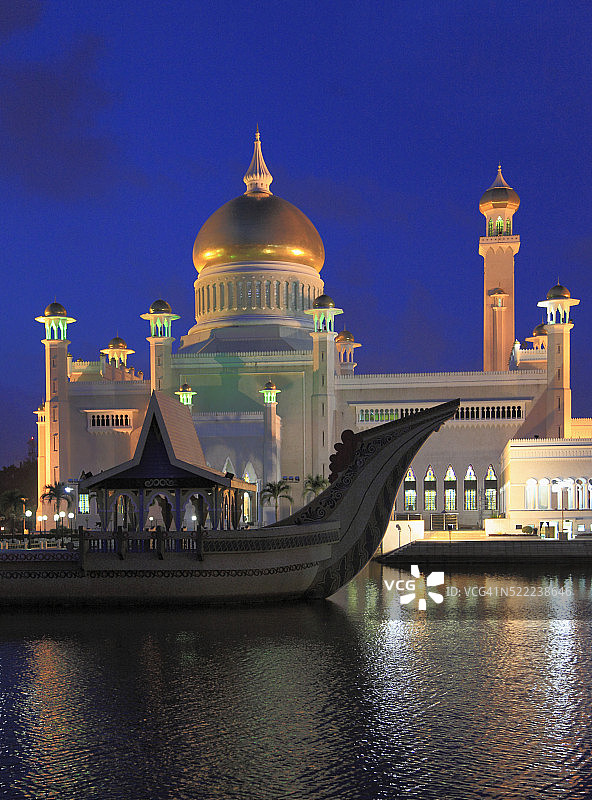 文莱奥马尔·阿里·赛义夫丁清真寺图片素材