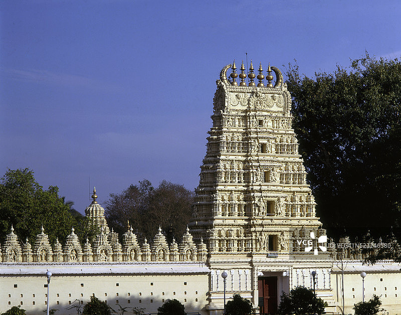 印度卡纳塔克邦迈索尔王公宫殿图片素材