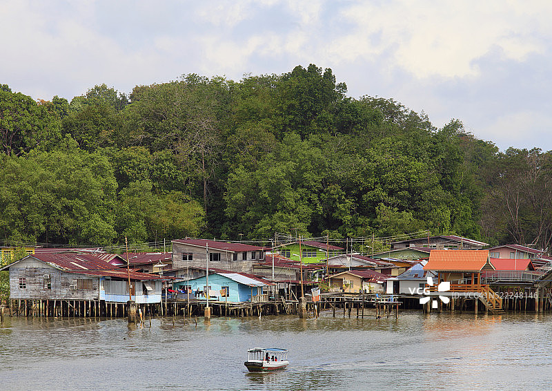 水上村庄图片素材