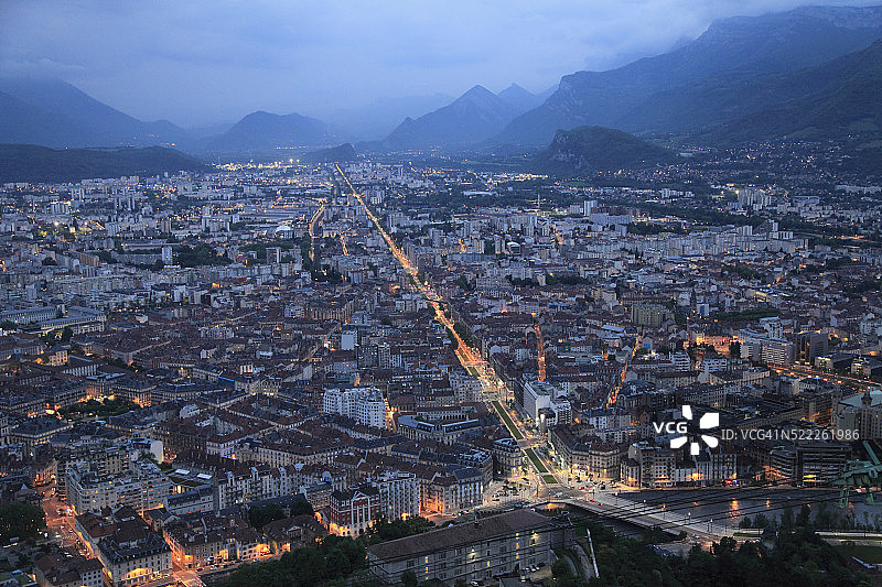 法国罗纳-阿尔卑斯格勒诺布尔天际线图片素材