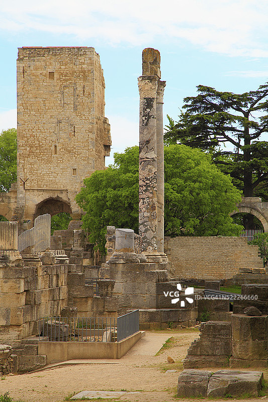 法国普罗旺斯阿尔勒古罗马剧院图片素材