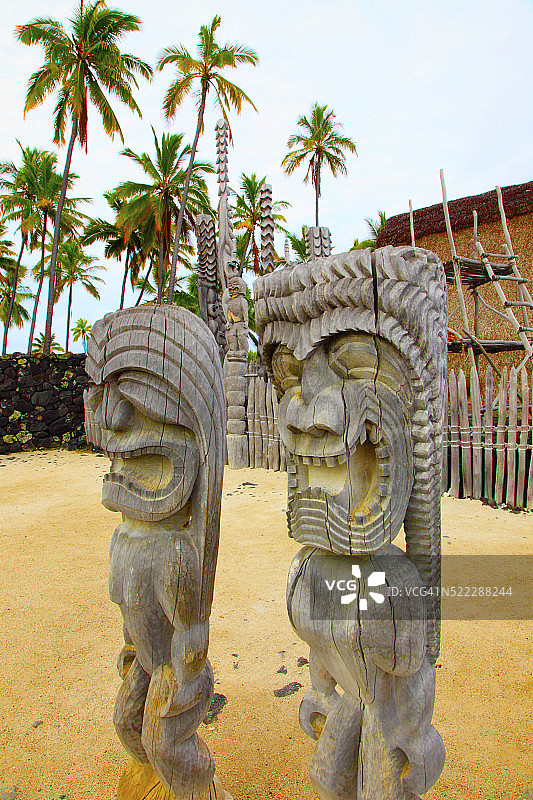 夏威夷大岛普吾可纳吾历史国家公园雕像木雕图片素材