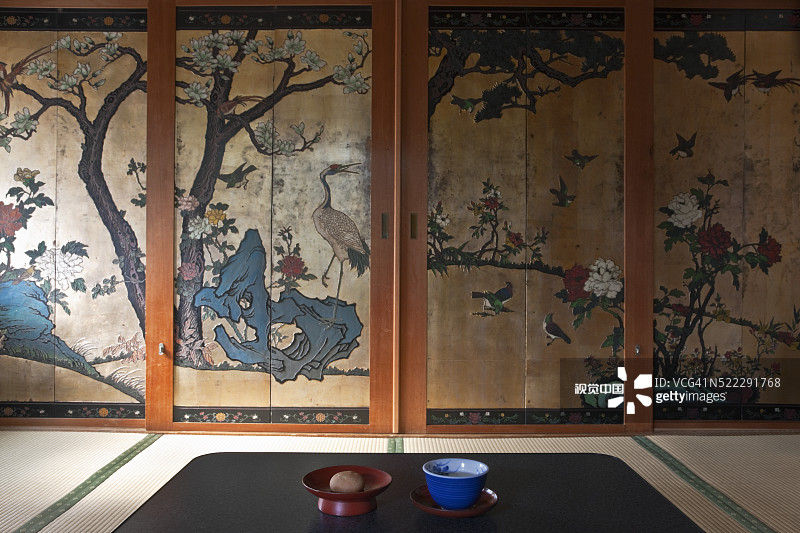 日本和歌山县高野山神圣山顶的宿坊寺庙住宿图片素材