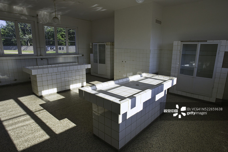 萨克森豪森集中营病理学大楼内的解剖室图片素材