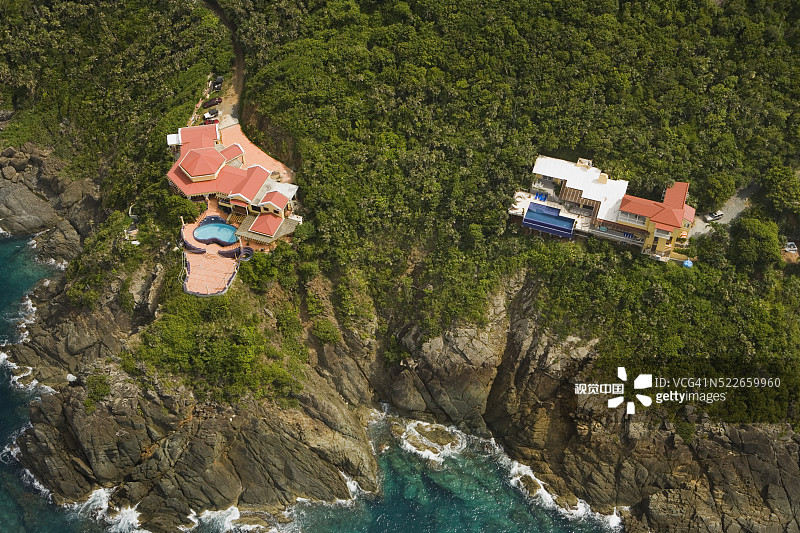 悬崖边的豪宅图片素材