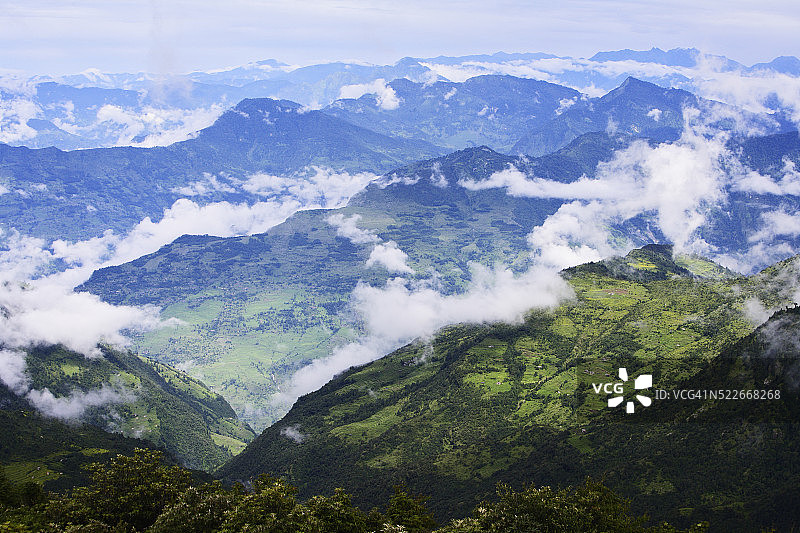 尼泊尔安娜普尔纳山区布恩山风光图片素材