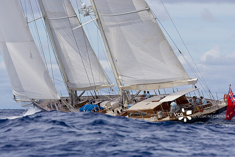 水上帆船图片素材