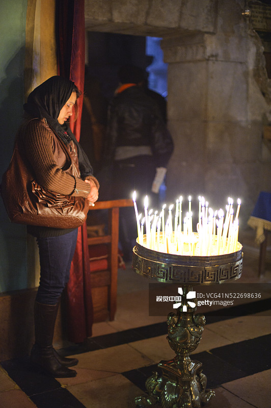 在圣墓教堂的朝圣者图片素材