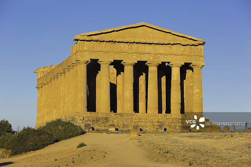 意大利西西里阿格里真托协和神庙图片素材