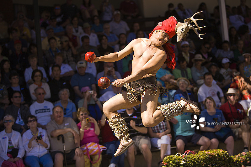 鹿舞者图片素材