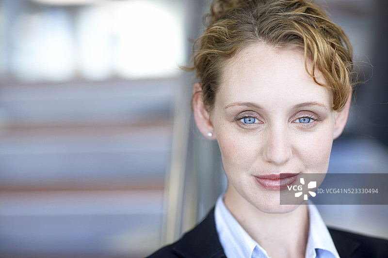 年轻的女商人图片素材