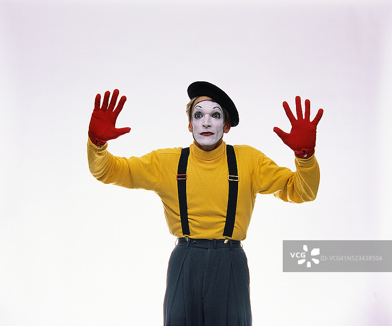 隐形盒子里的哑剧演员图片素材