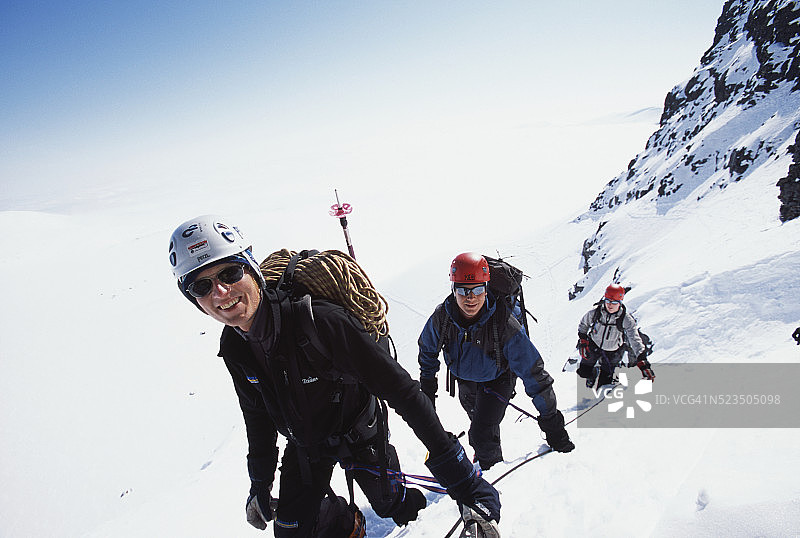 在瑞典的凯布内凯塞山上的登山者图片素材