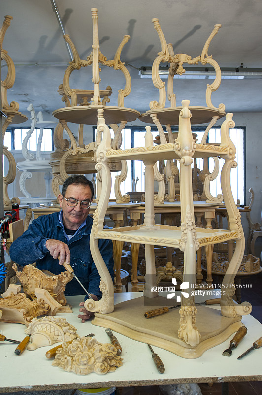 佛罗伦萨金箔贴金工坊图片素材