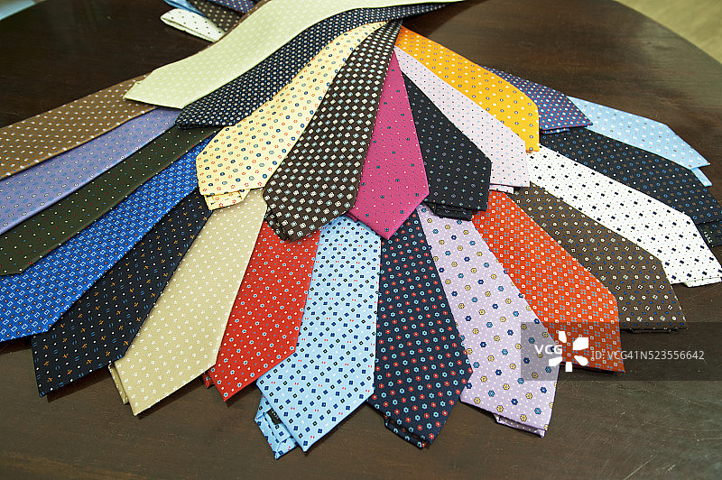 那不勒斯E.Marinella领带制造公司图片素材