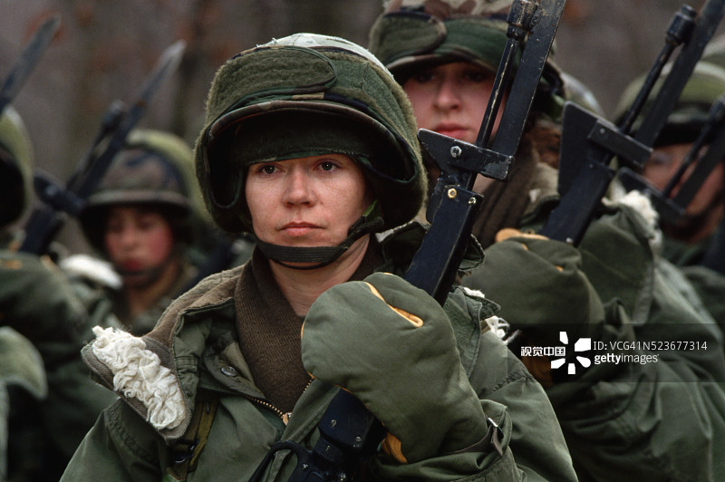 冬季服装招聘图片素材