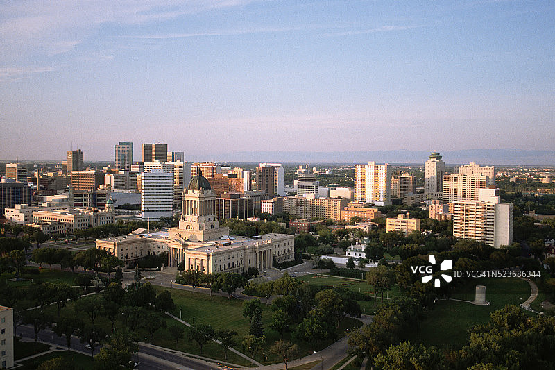 温尼伯立法大楼及城市景观图片素材