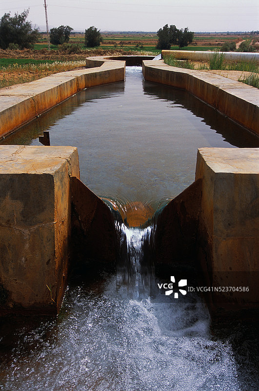 含水层排水沟图片素材
