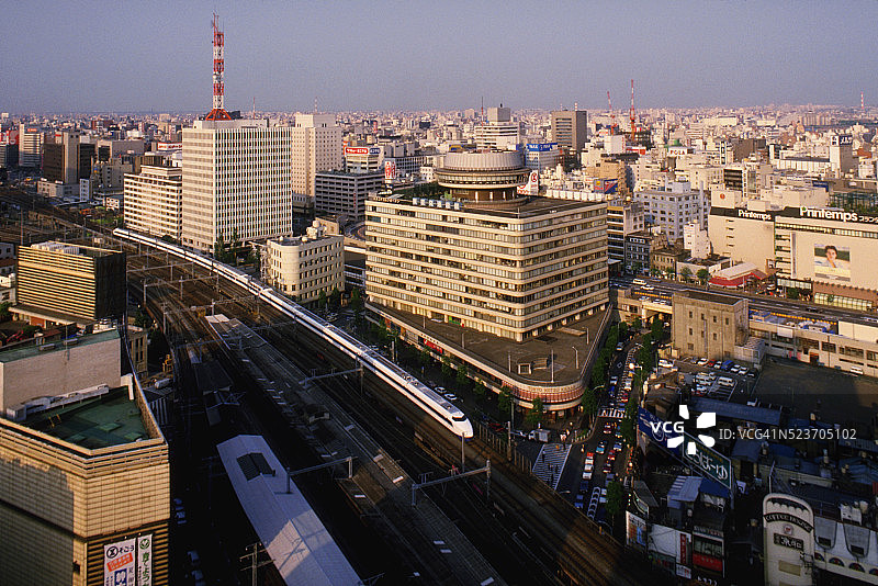 东京的子弹头列车图片素材