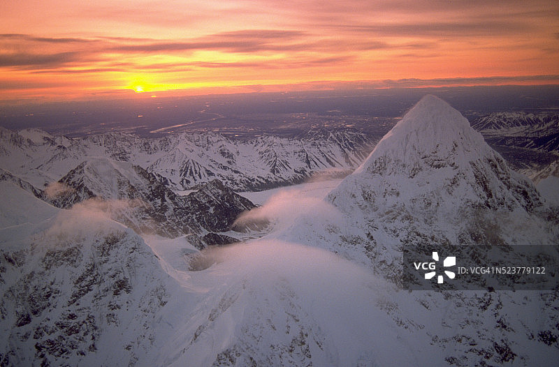 德纳里国家公园的福拉克斯峰图片素材
