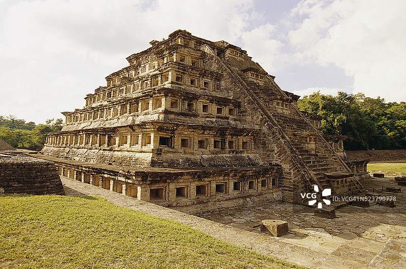 埃尔塔欣的壁龛金字塔图片素材