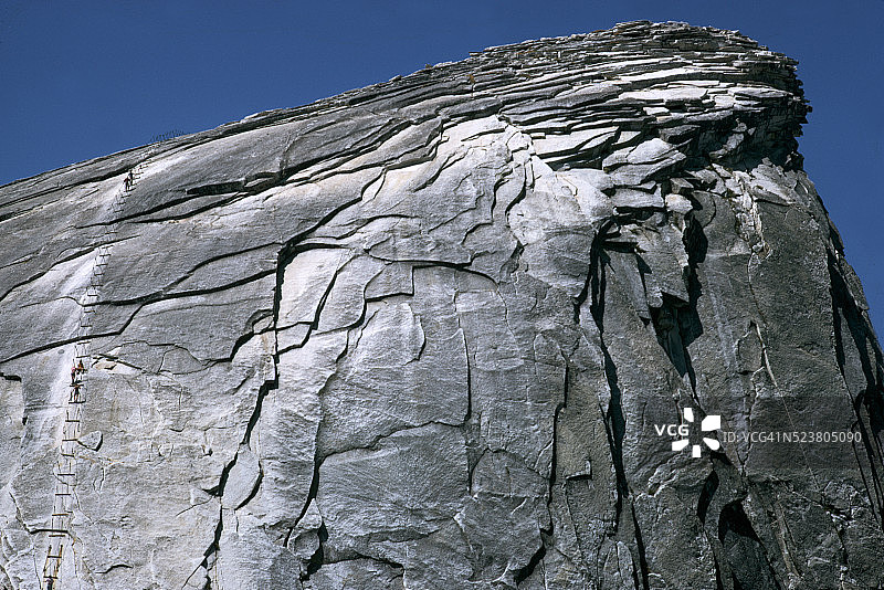 半圆顶与背侧小径特写图片素材