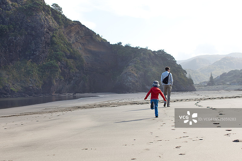 新西兰的一家人图片素材