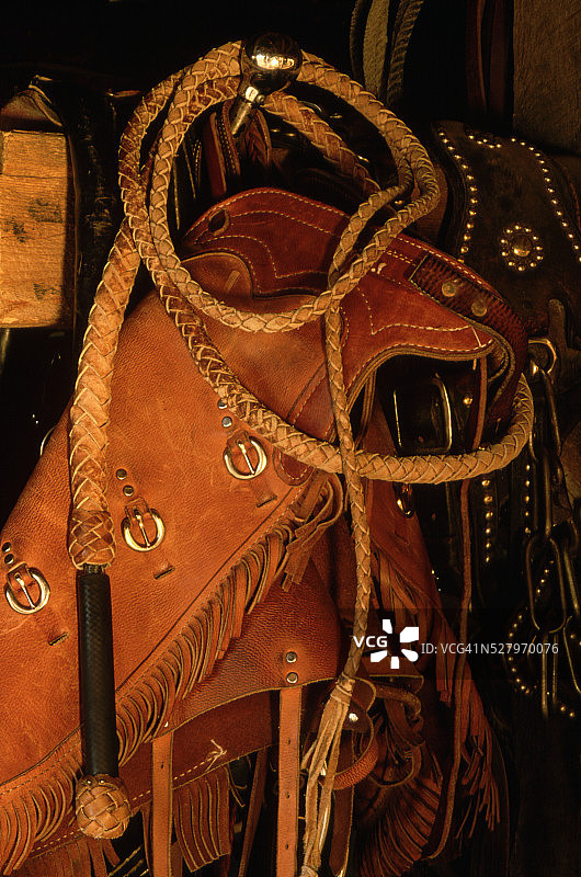 西部骑行装备图片素材