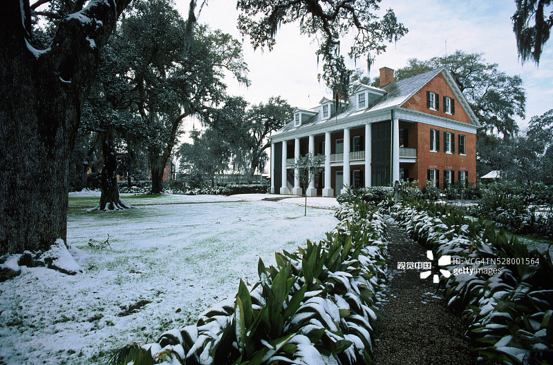 阴影-on-the-Teche种植园的雪景图片素材