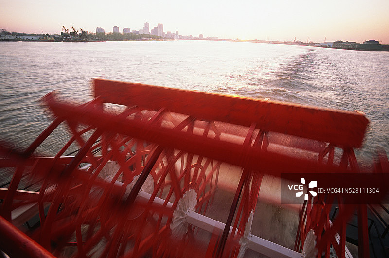 纳奇兹桨轮船的桨轮图片素材