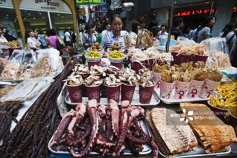 街头市场出售的海鲜图片素材