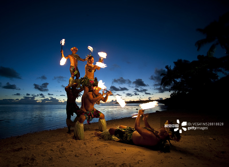 斐济的火焰舞者图片素材