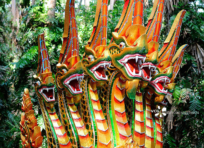 七头蛇雕像图片素材