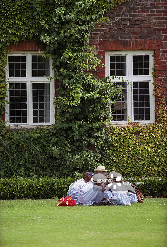 英国女学生图片素材