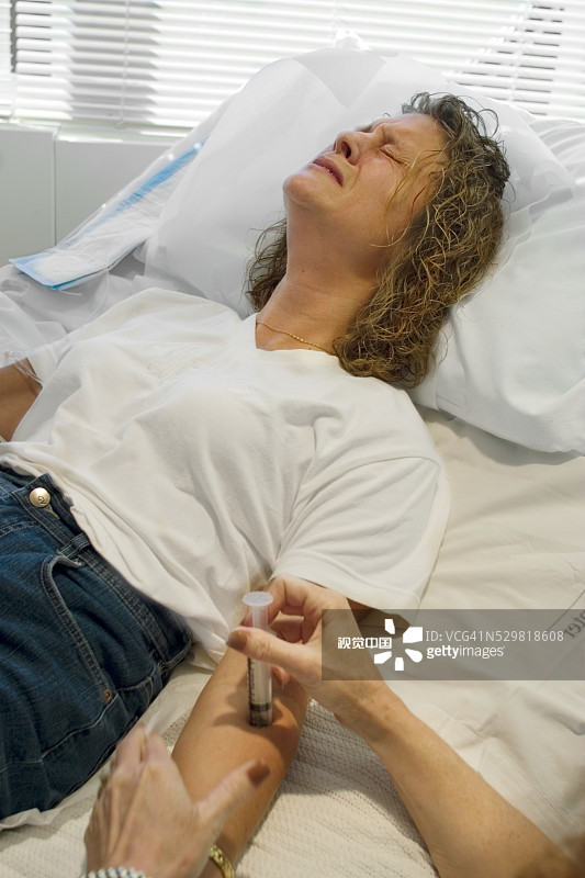 被蜜蜂蜇伤图片素材