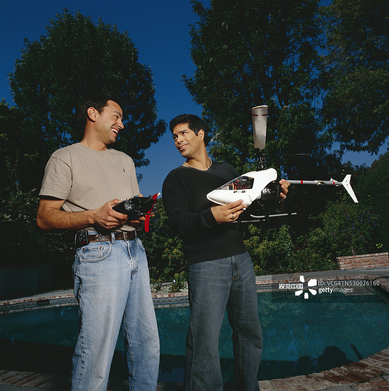 克里斯·科罗纳多和埃塞·莫拉莱斯图片素材