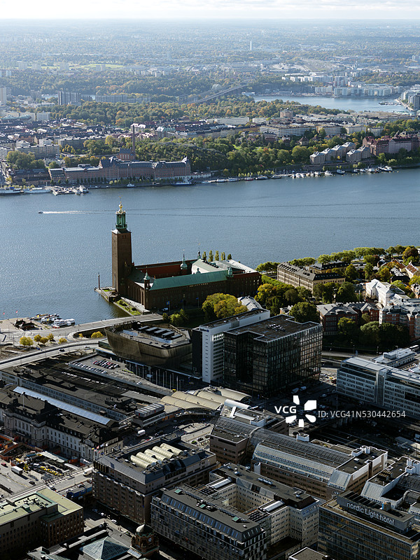 斯德哥尔摩的鸟瞰图，包含斯德哥尔摩市政厅，瑞典图片素材