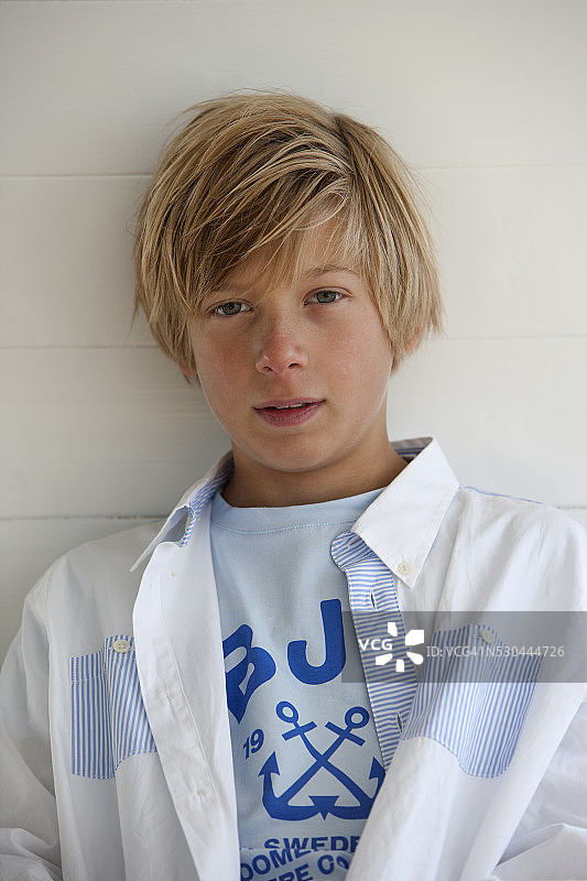 男孩肖像，瑞典西海岸地区图片素材