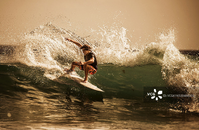 我喜欢冲浪！图片素材