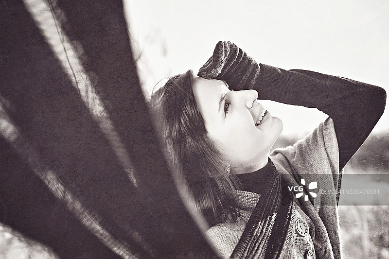 可爱的冬季女孩图片素材