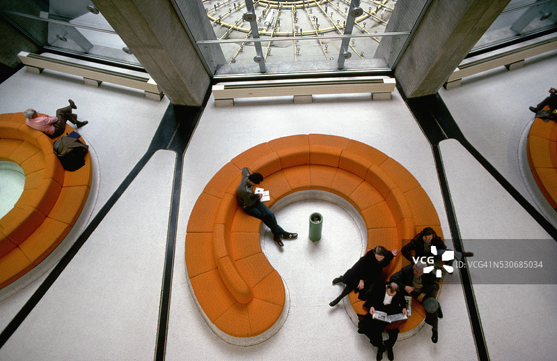 戴高乐机场的候机室图片素材