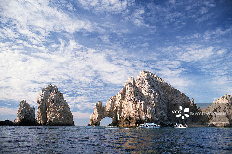 圣卢卡斯角的岩层图片素材