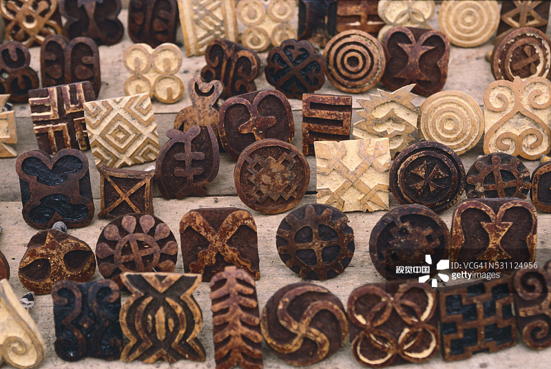 用于制作肯特布的木制纺织印章图片素材